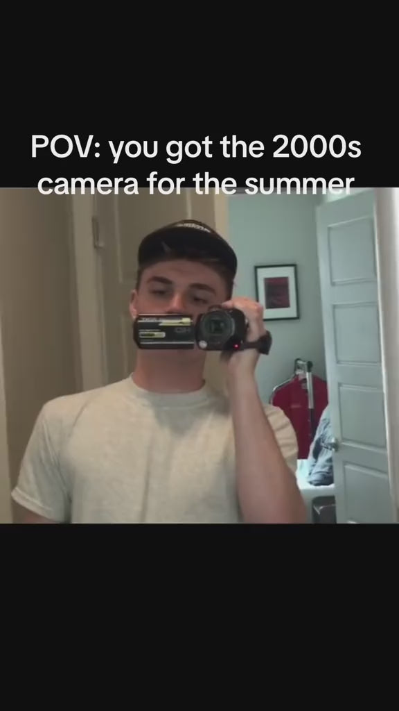 Prime 1080P Portable Digital Camcorder with Rotate Screen, Rechargeable Battery & 32G Card
